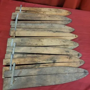 8 Fur  Adjustable Fur  Stretchers  24"� 5"-7"