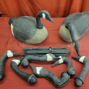 13  G&H   The Henryettan   Decoys