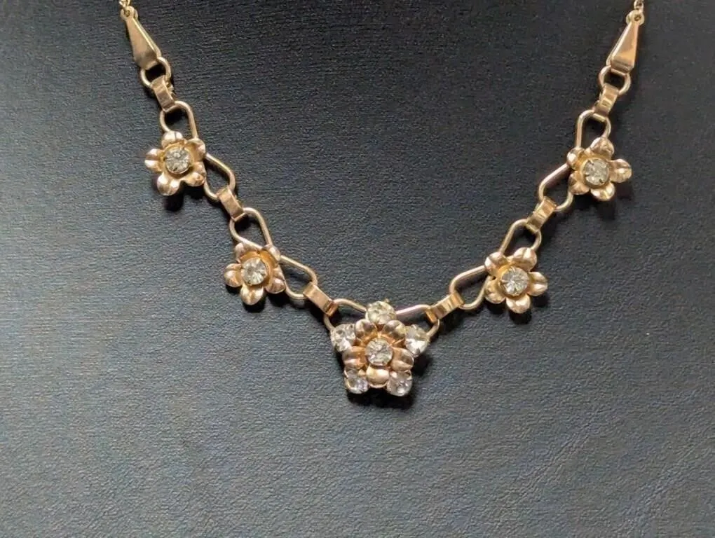 16" Barclay 12K Gold Fill Floral Necklace