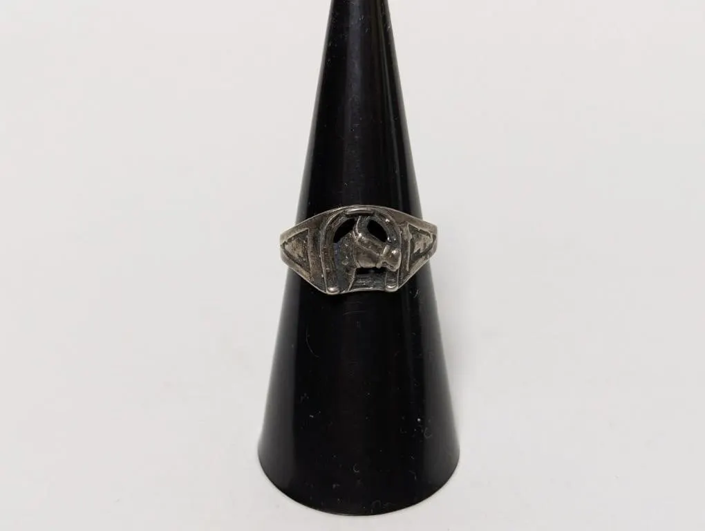 Silver Tone Equestrian Theme Ring Sz 7