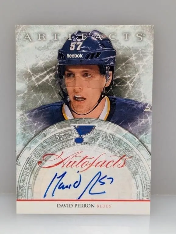 2012-13 Autograph Artifacts Ud David Perron Blues