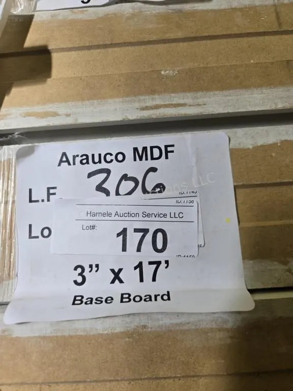 Arauco MDF base 3" x 17' 306LF
