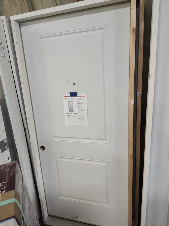 36" RH 2 Panel Peephole exterior door