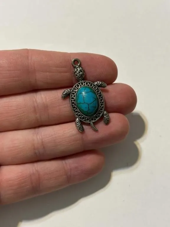 Turquoise Turtle Pendant