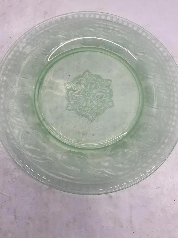 Uranium Depression Glass Plate by Federal Glass