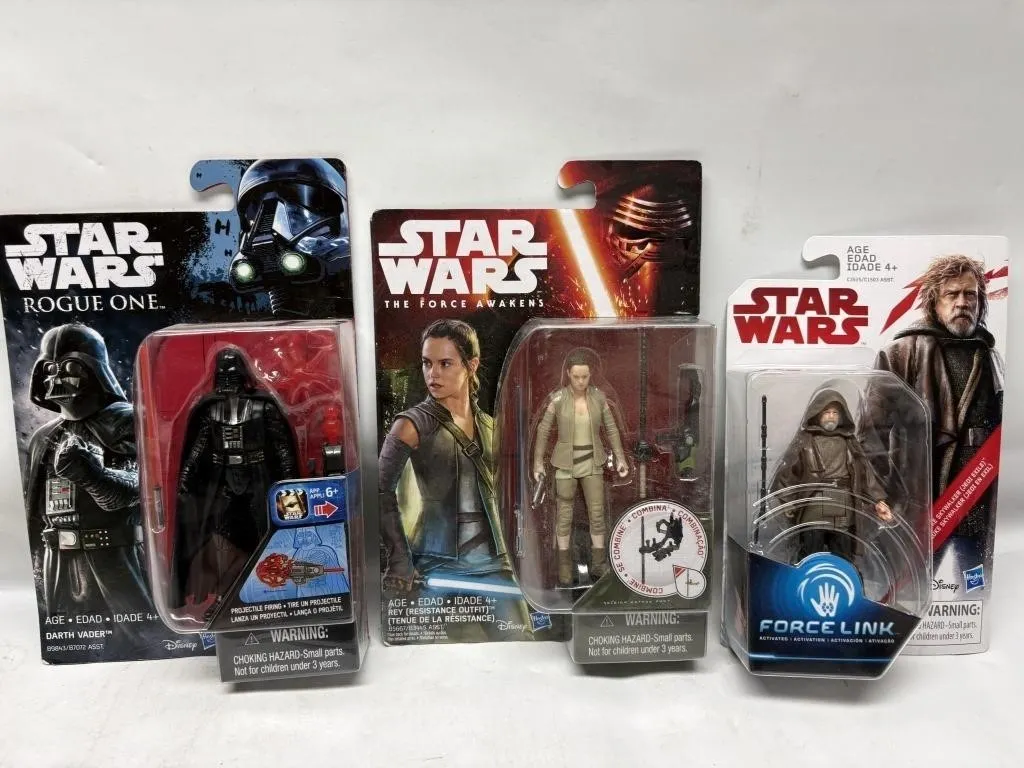 Star Wars Action Figures Lot: Vader, Rey, Luke