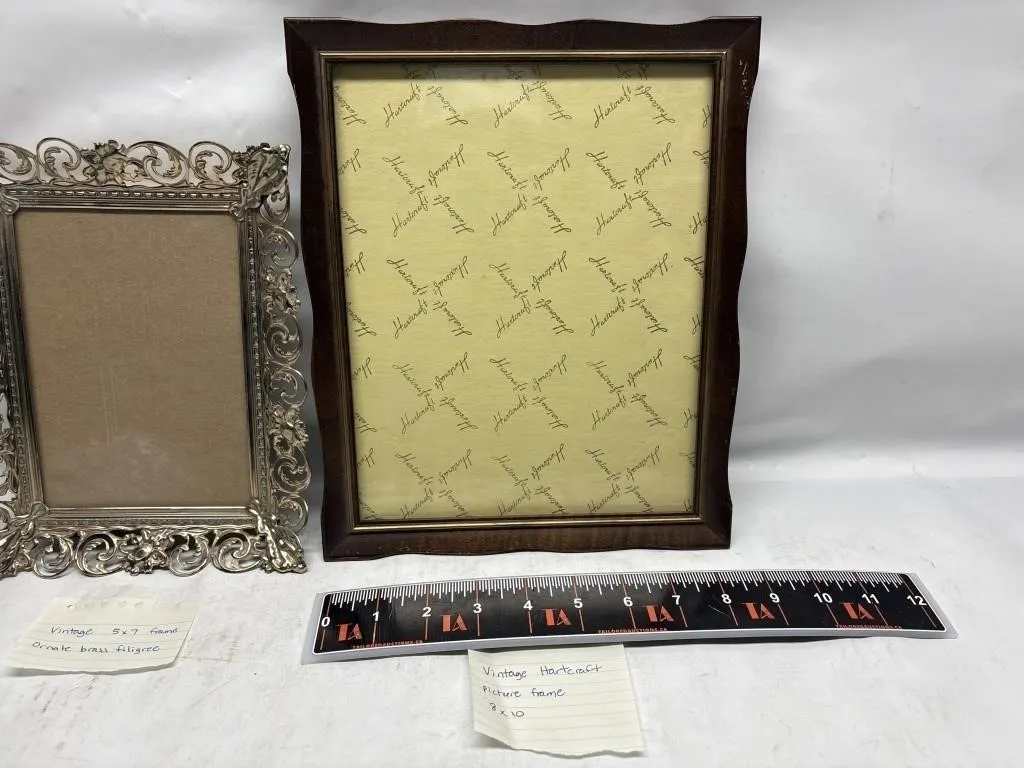 Vintage picture frames: Hartcraft 8x10 and brass