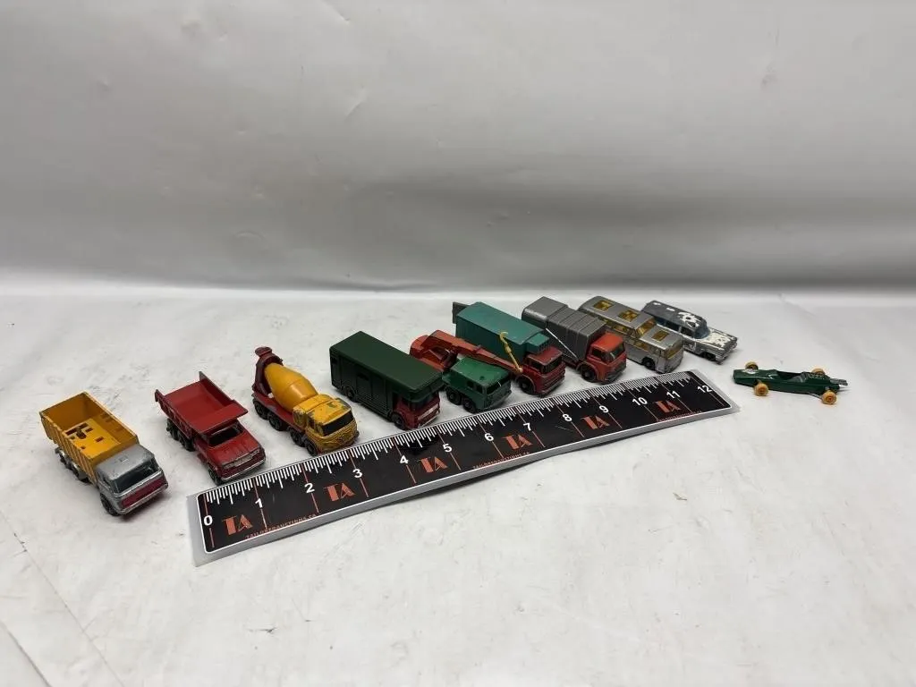 Lot of Vintage Matchbox/Lesney Diecast Vehicles