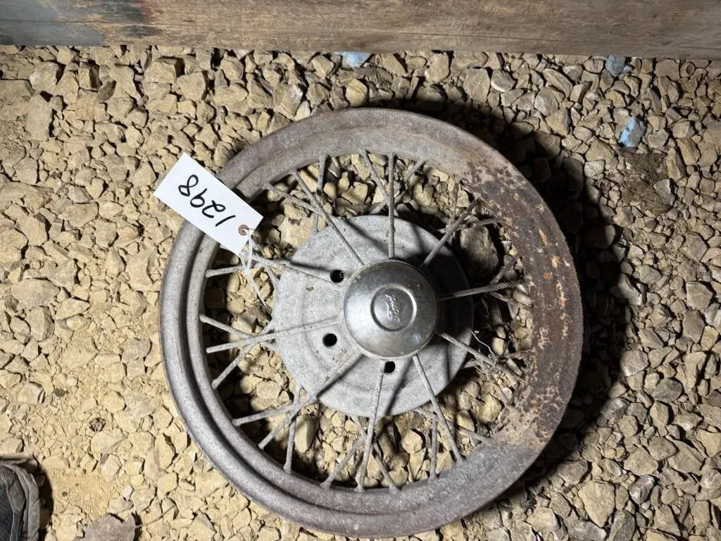 Old Ford Rim
