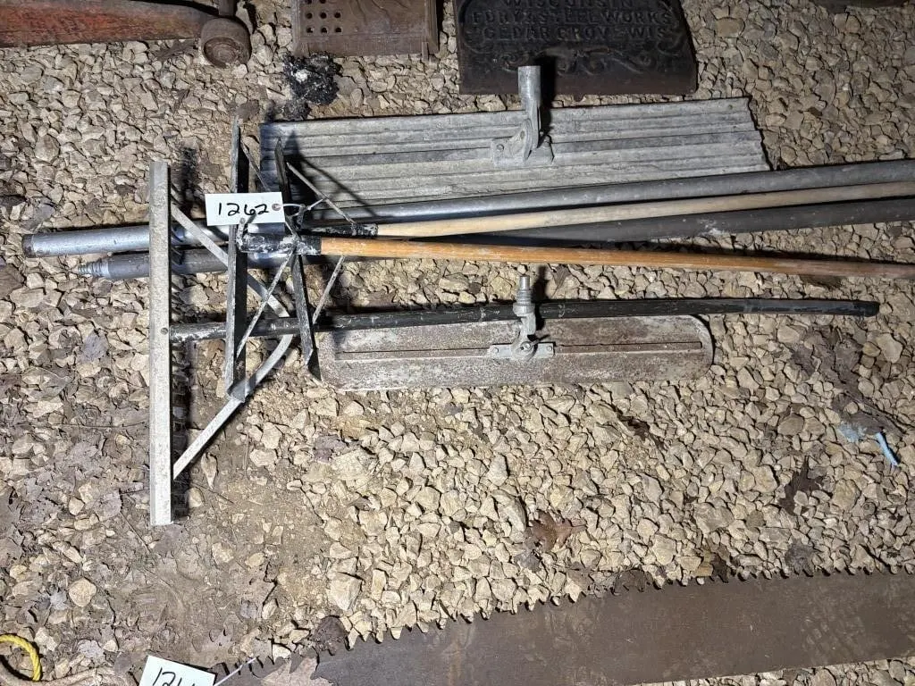 Bow Floats & Concrete tools