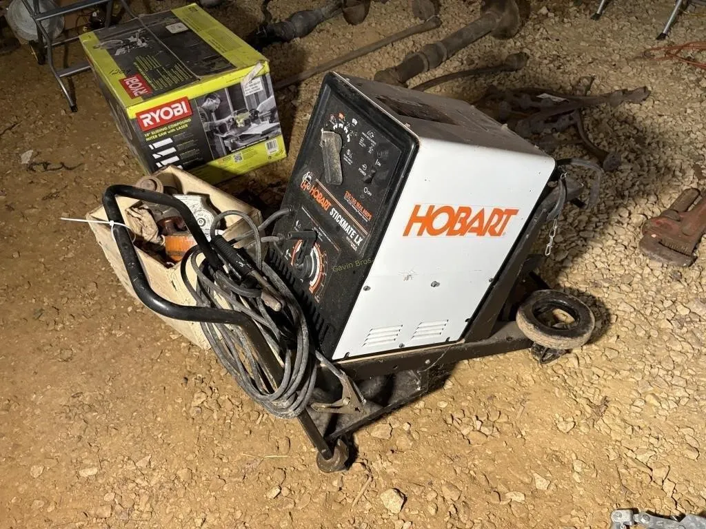 Hobart Stickmate LX Welder