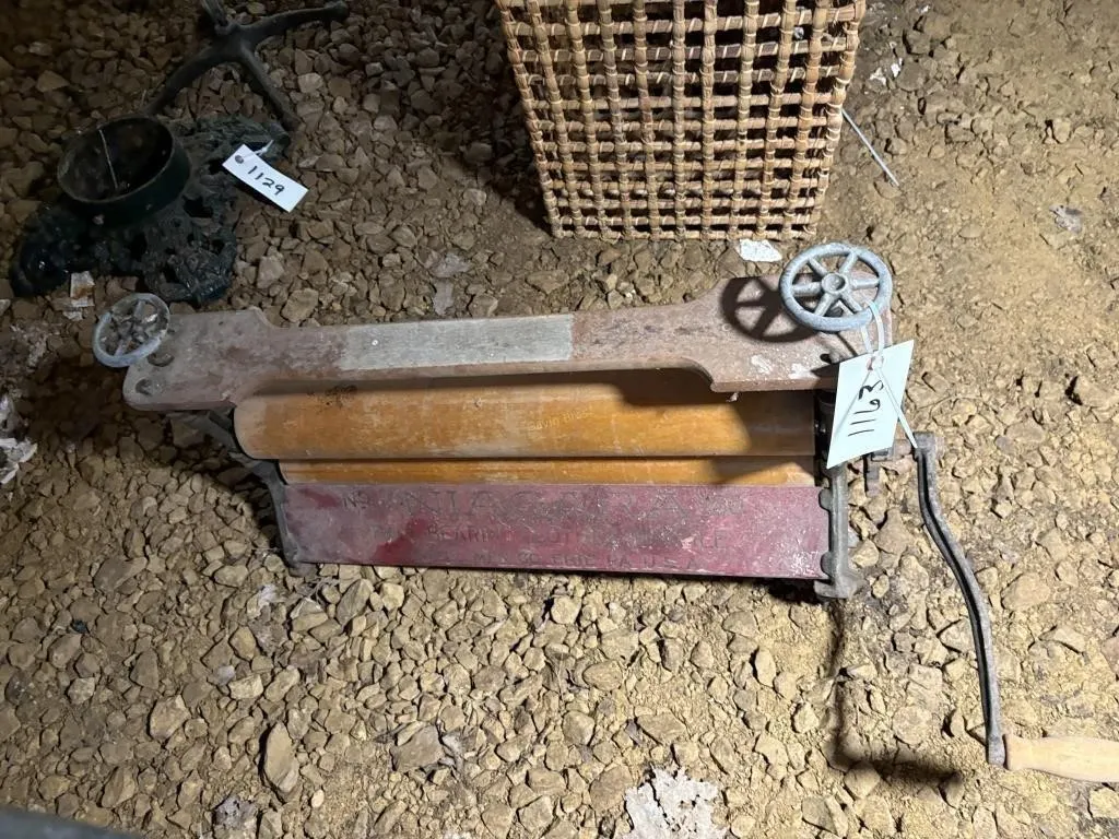 Niagara Ball Bearing Clothes Mangle