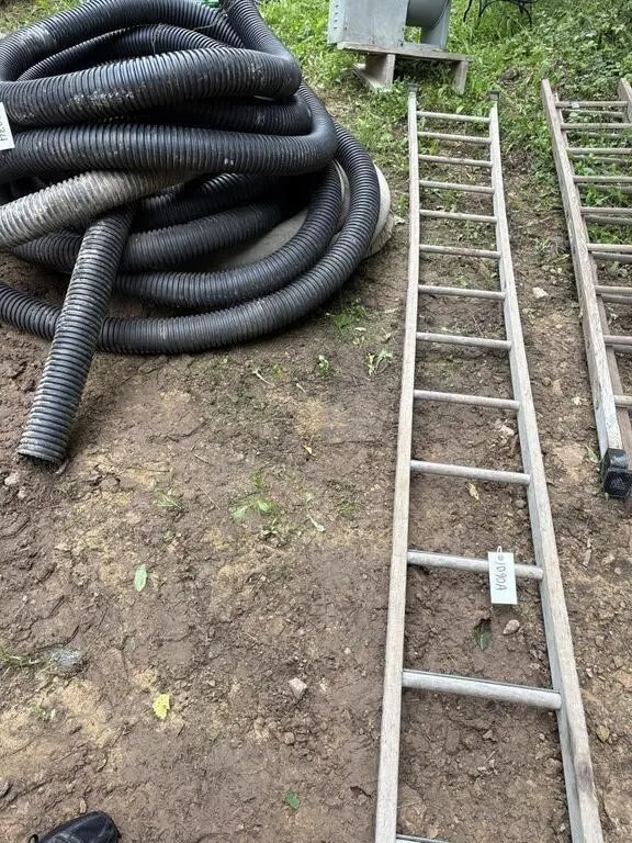 14' Wood Ladder