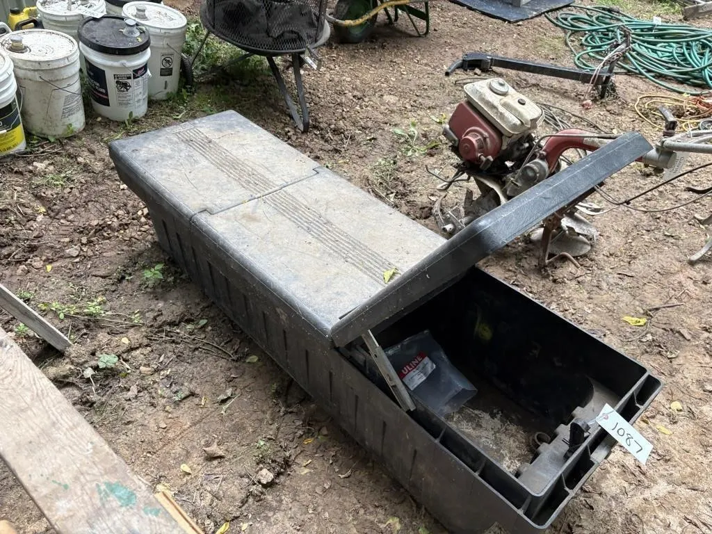 Plastic Truck Toolbox