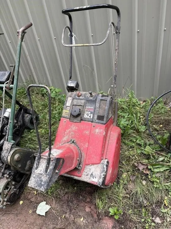 Honda HS621 4-Stroke Snow Blower