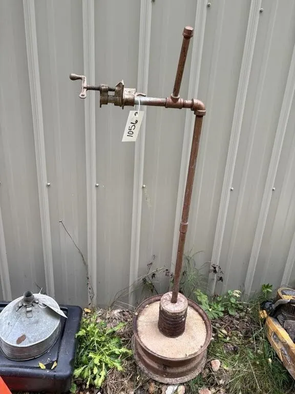 Homemade Vice Stand