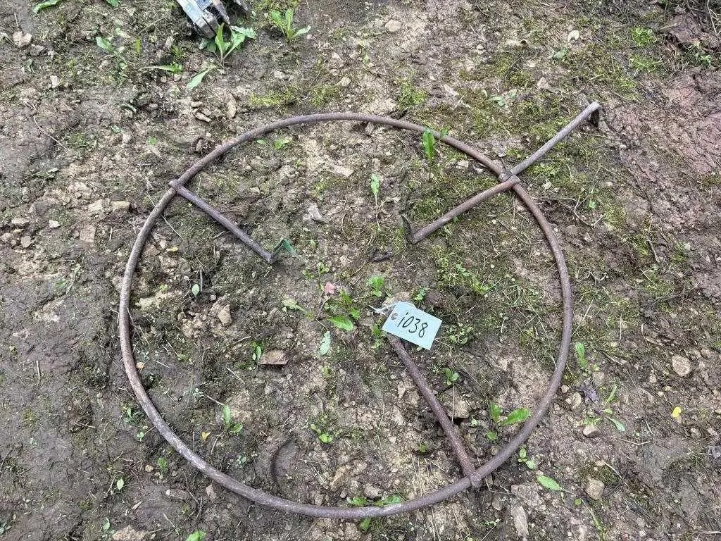 Metal Hanger Ring?
