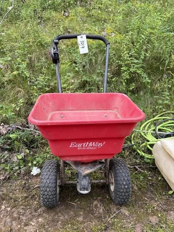 Earthway Spreader