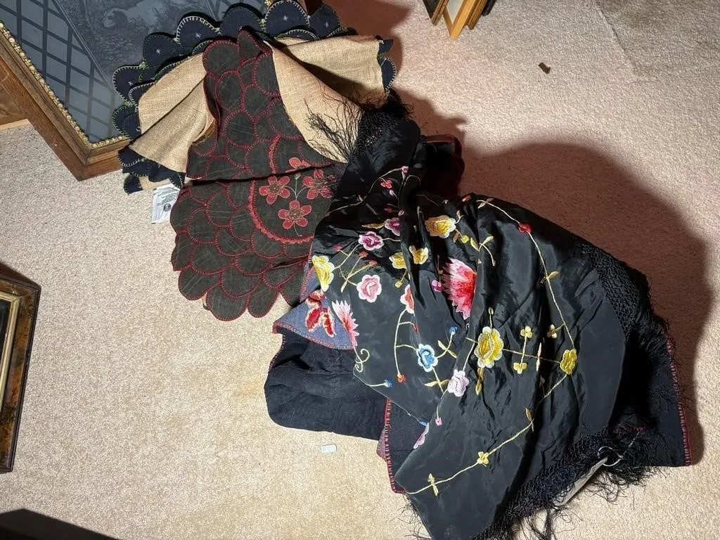 Vintage Clothing & Rugs