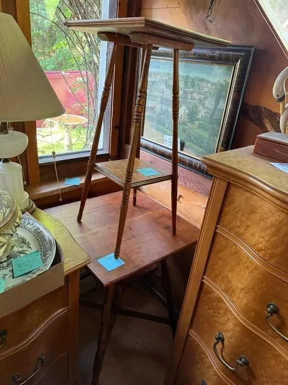2-Night Stand Tables