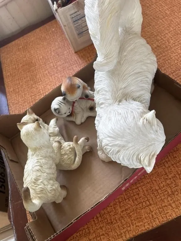 Cats knick knacks