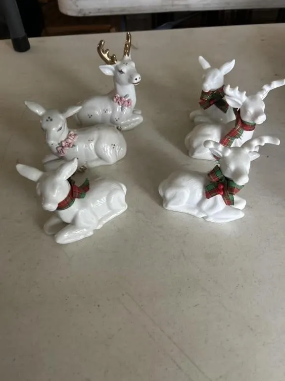 Ceramic reindeers
