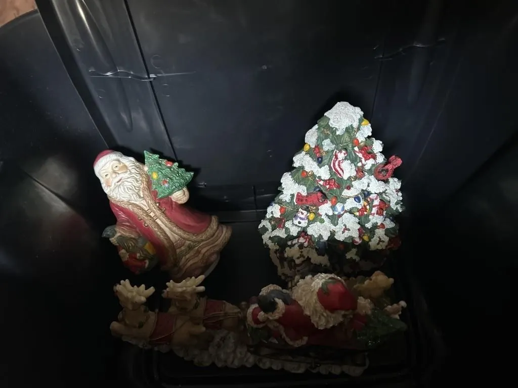 Toe and Christmas stuff