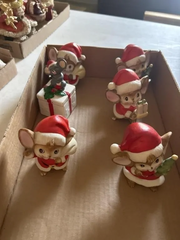 Ceramic Christmas mice