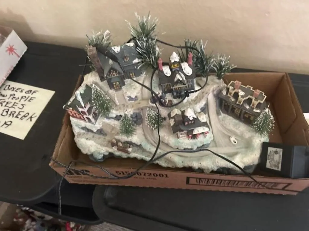 vintage 2003 Avon Fiber Optic Christmas Village