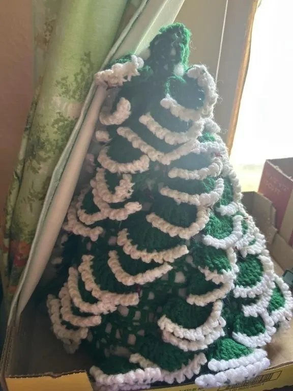 Crocheted Christmas tree