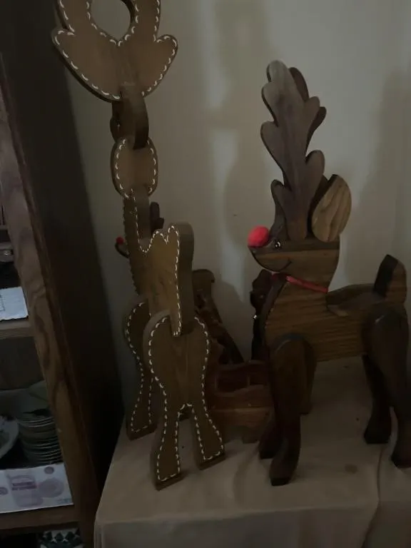 Wooden reindeer