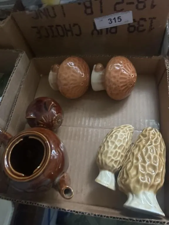 Salt and pepper shakers, and owl teapot