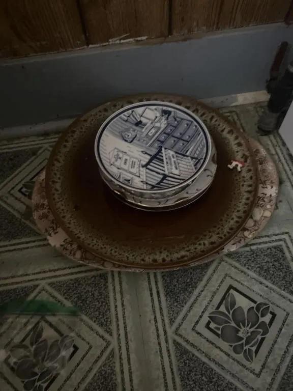 Serving plate and other plates