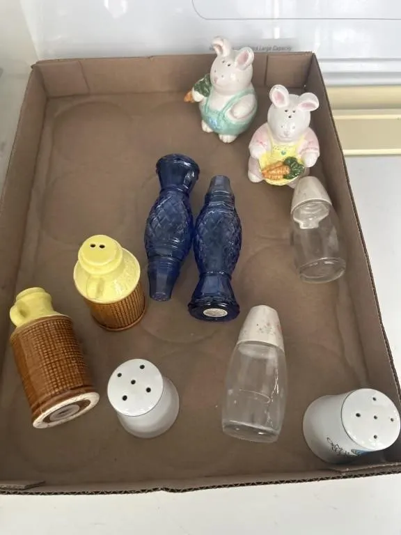 Salt and pepper shakers