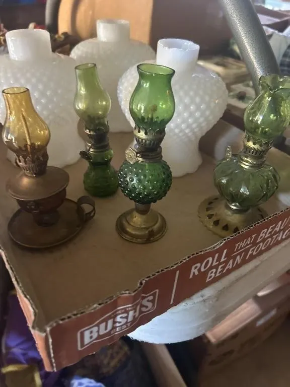 For small oil lamps and light covers