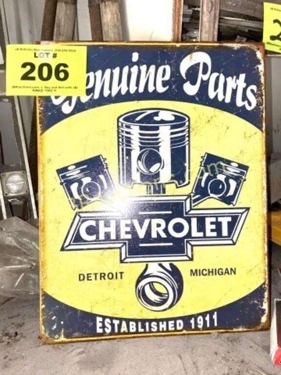 CHEVORLET GENUINE PARTS METAL SIGN