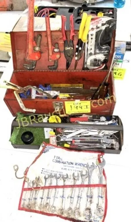TOOLBOX FULL OF HANDTOOLS
