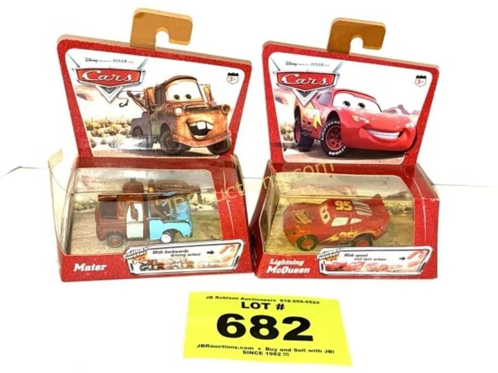 2005 CARS LIGHTNING MCQUEEN AND MATOR