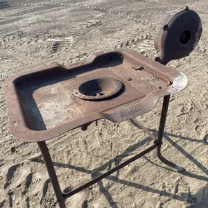 ANTIQUE FORGE CANADIAN BLOWER & FORGE CO 700