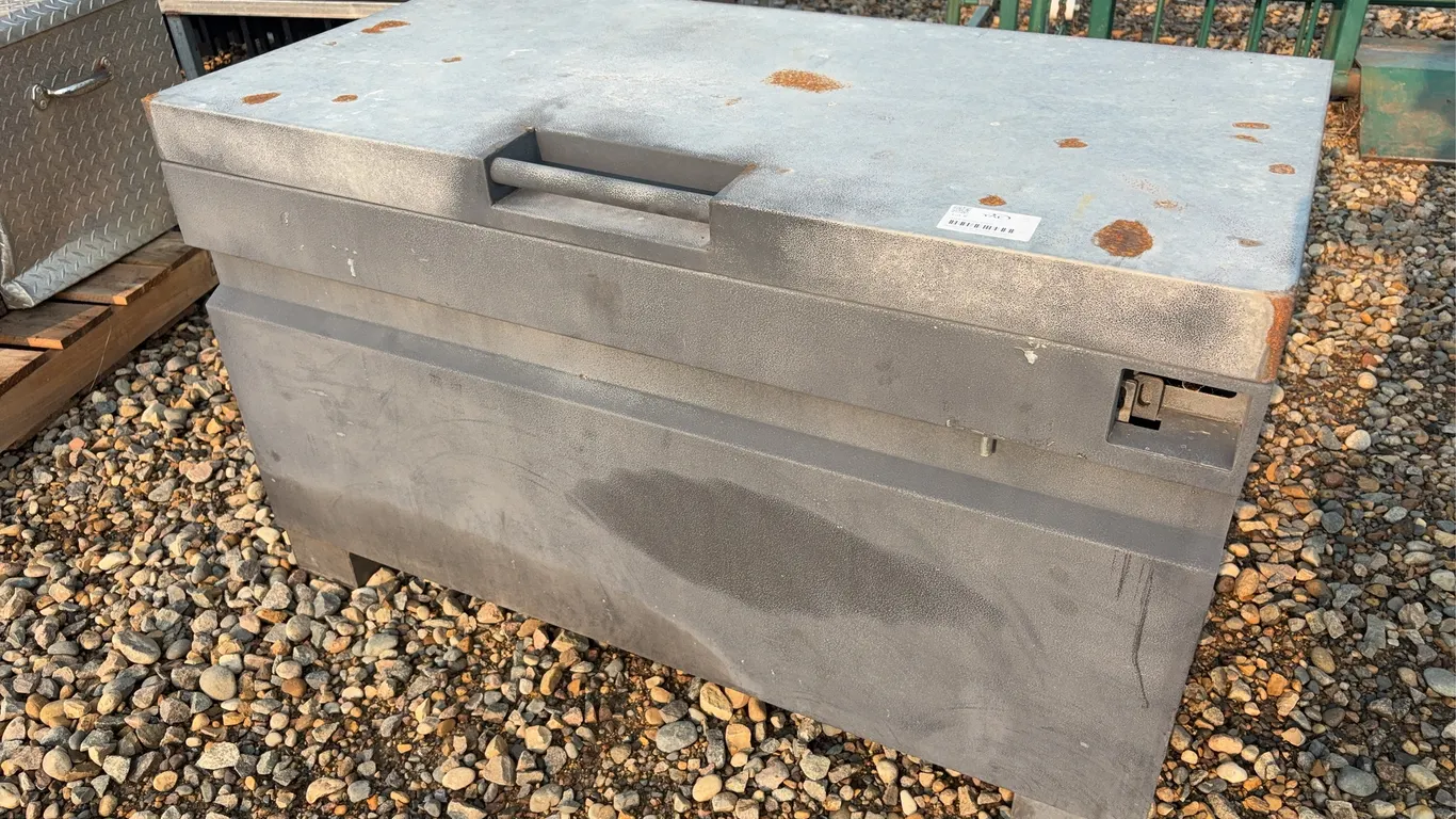Metal Storage Chest