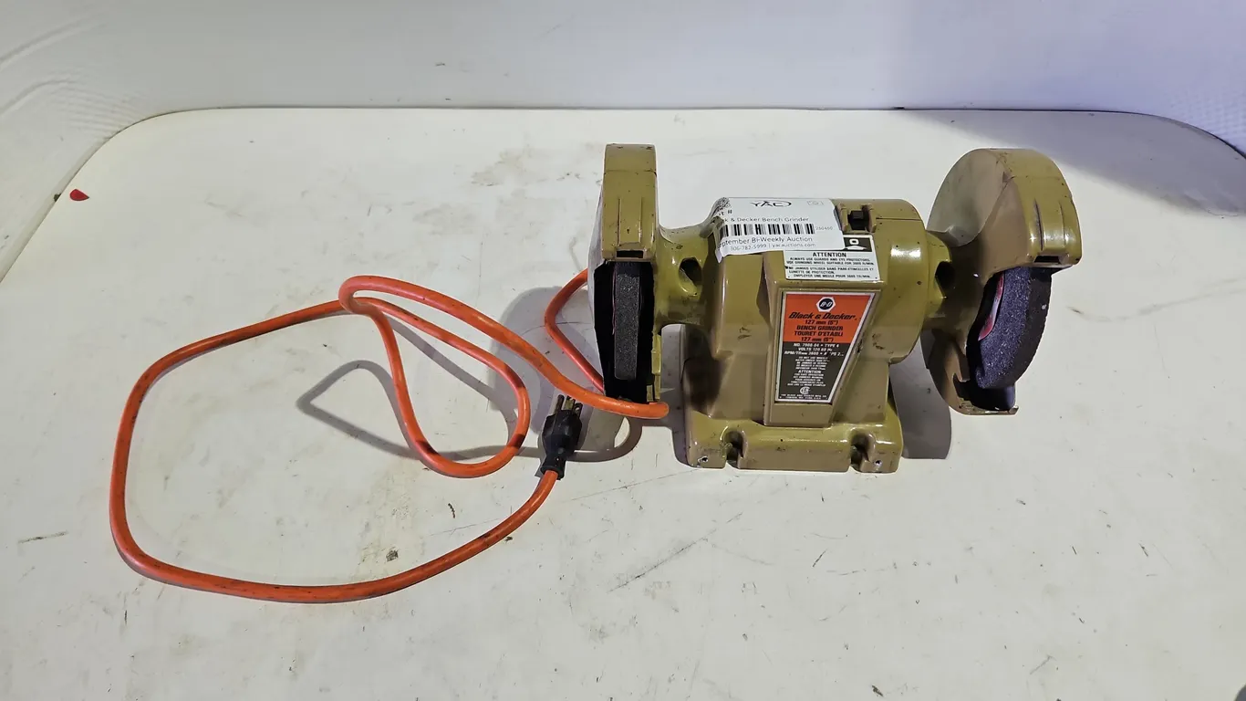 Black & Decker Bench Grinder
