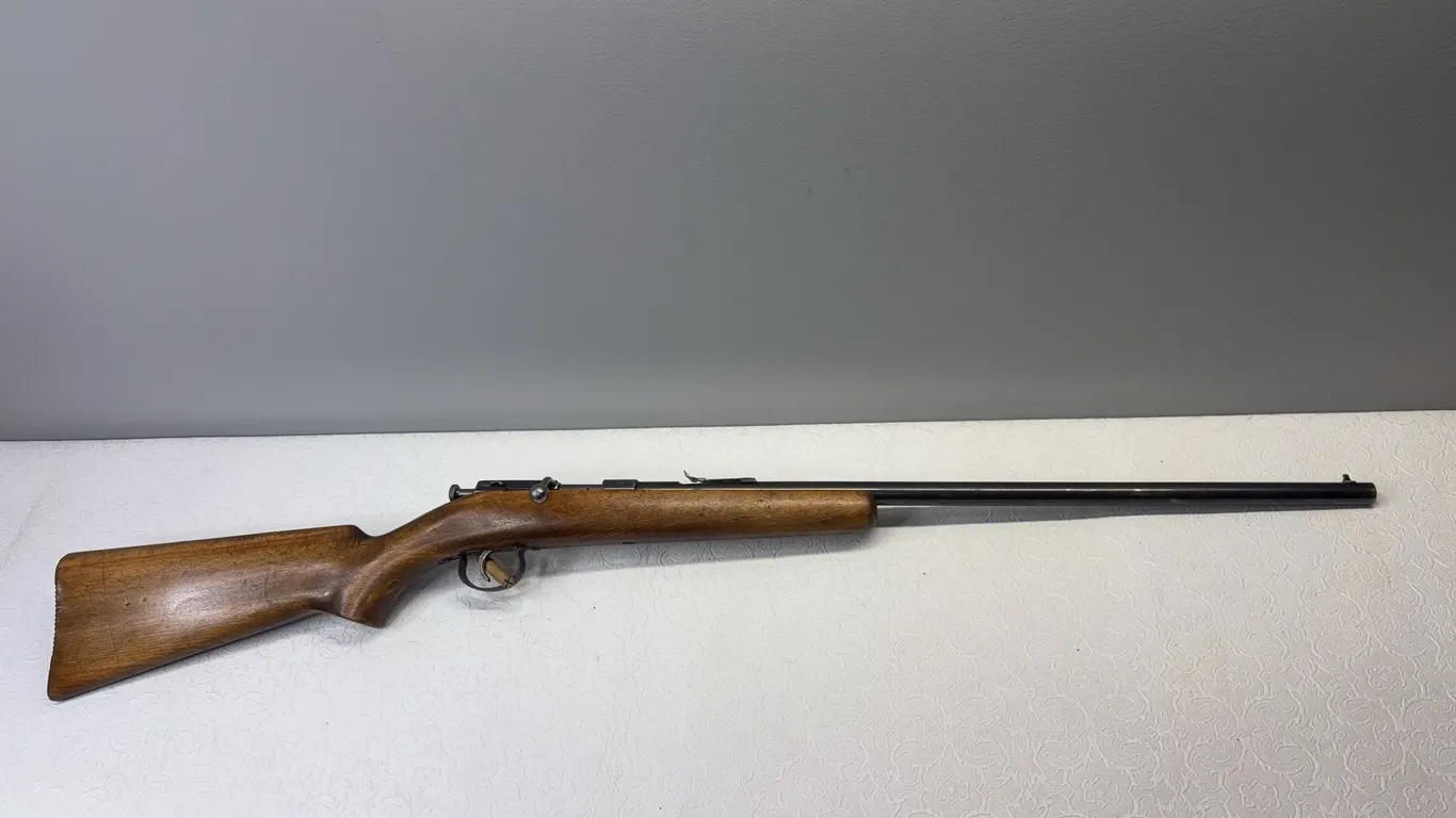 ANSCHUTZ .22CAL BOLT ACTION RIFLE