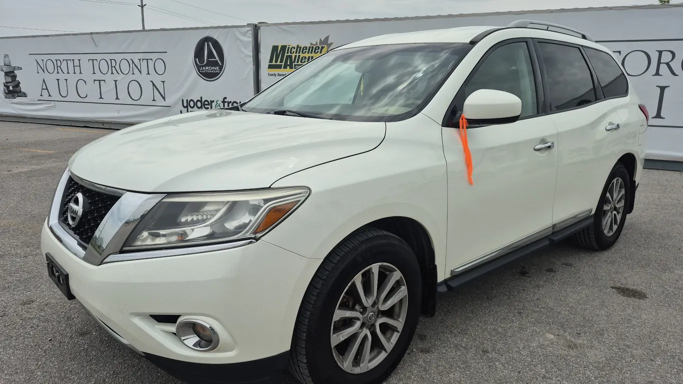 2015 Nissan Pathfinder 4x4 SL V6 4dr SUV