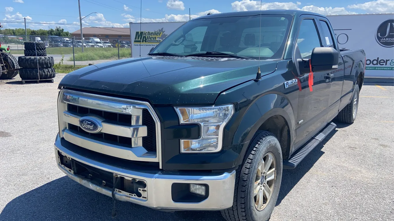 2016 Ford F-150 4x4 XLT 4dr SuperCab 8 ft. LB