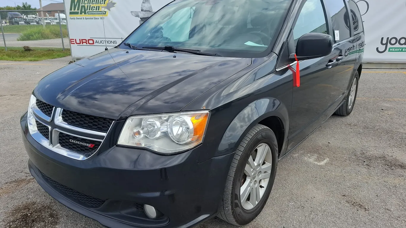 2018 Dodge Grand Caravan Crew 4dr Mini-Van