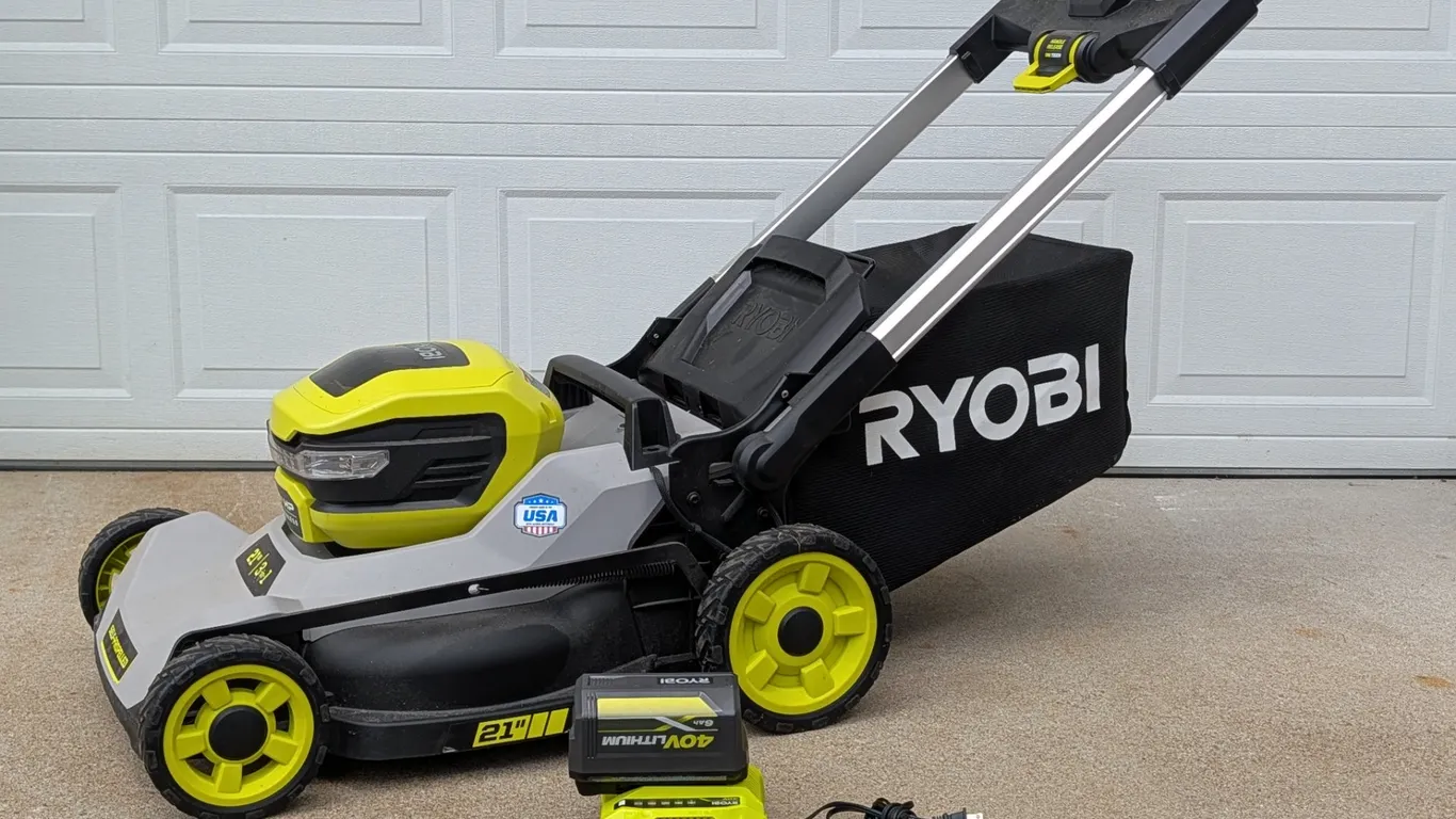 Ryobi 40V HP Brushless 21" Self-Propelled Cordless Lawn Mower with Battery & Charger