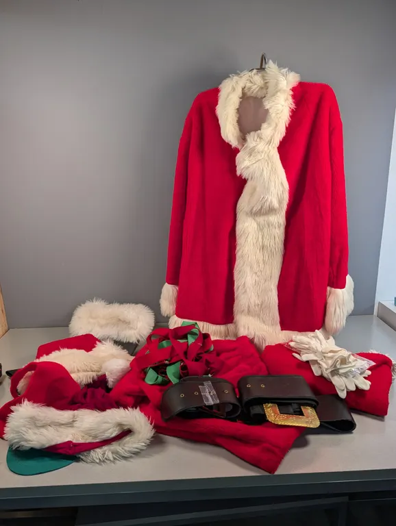 Large Santa Claus Christmas suit with Accessories