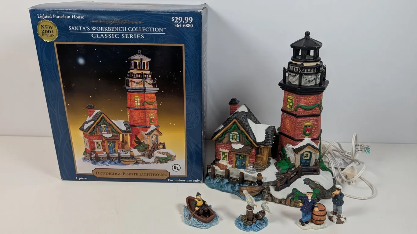 Santa's Workbench Collection Dundridge Pointe Lighthouse Christmas Village Display with Figurines