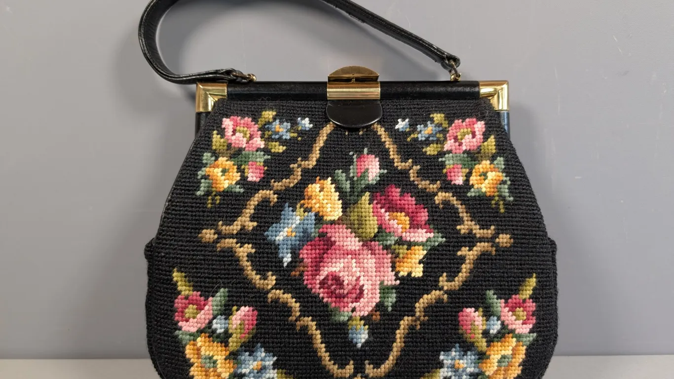 Vintage Needlepoint Floral Handbag