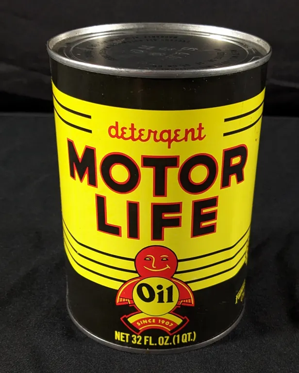 FULL QUART CAN MOTOR LIFE MOTOR OIL CHICAGO ILLINOIS